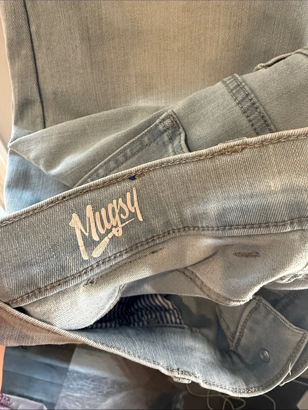 Men’s Light Wash Skinny Jeans - Classic Slim Fit